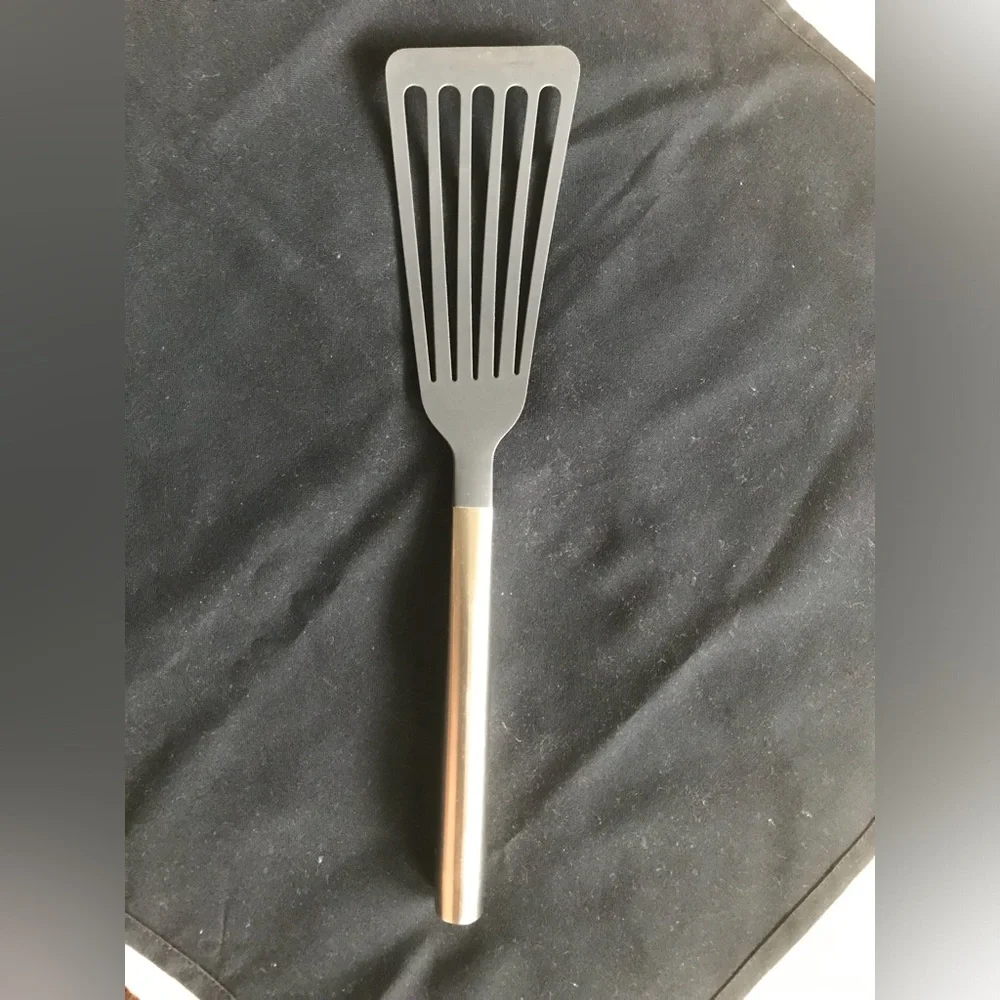 Williams-Sonoma Nylon Slotted Turner
